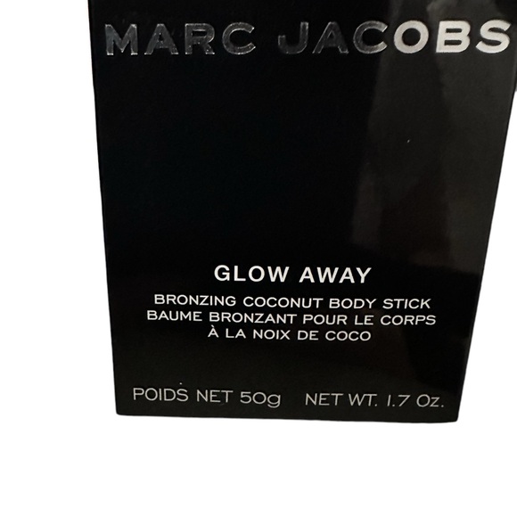 Bundle Marc Jacobs Mini Bag / Youthquake & Glow Away Tan-Tastic 14 ALL NEW - Picture 9 of 13